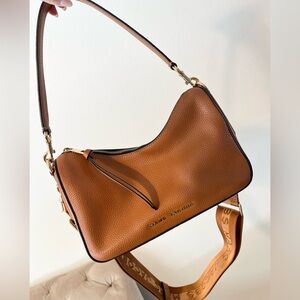 Marc Jacobs Tan Leather Shoulder Bag with Crossbody Strap